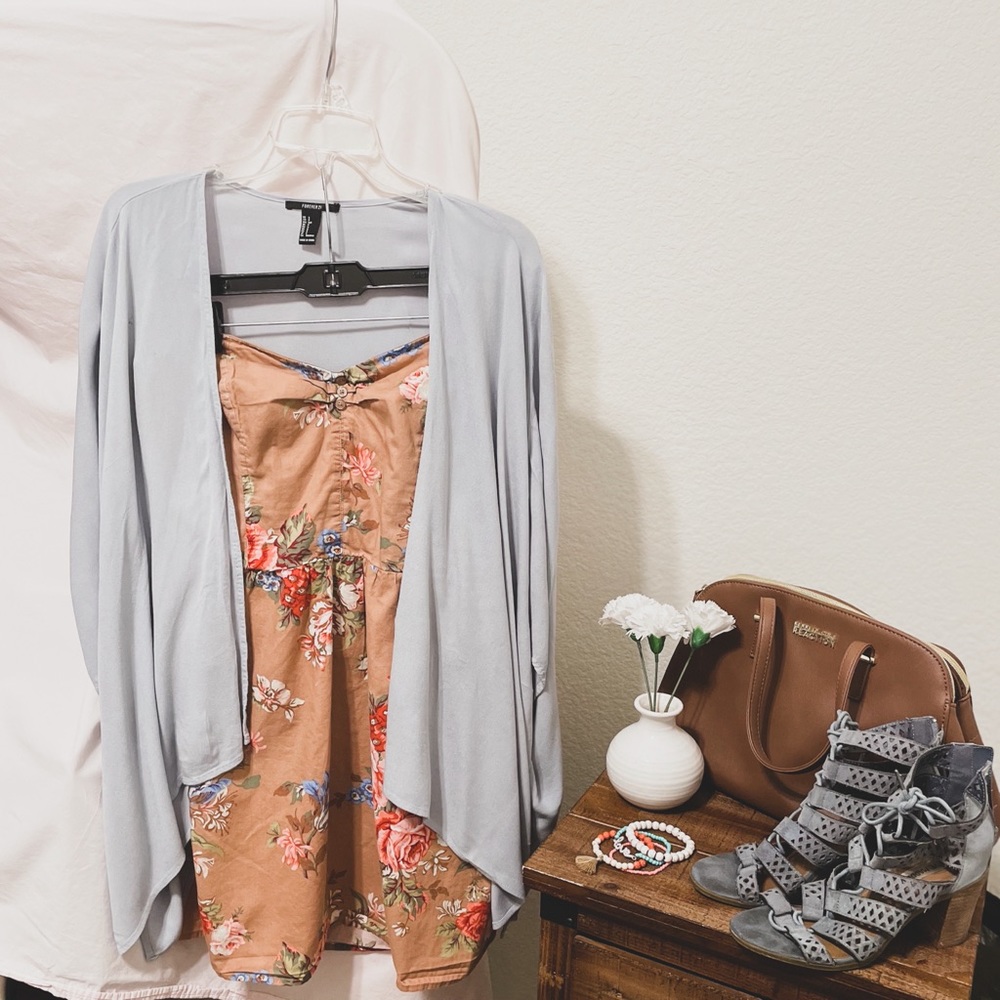 Xhilaration Strapless Tan Floral Top, Size XXL
